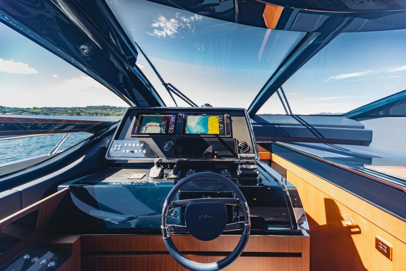 2021 RIVA 66' RIBELLE 